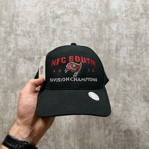 Headmaster Inc Baseball Cap Men OSFA Black 2002 NFC South Champions Bucs Hat
